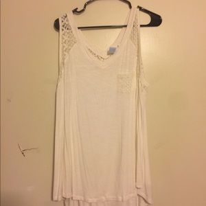 Cute white outfit with shorts